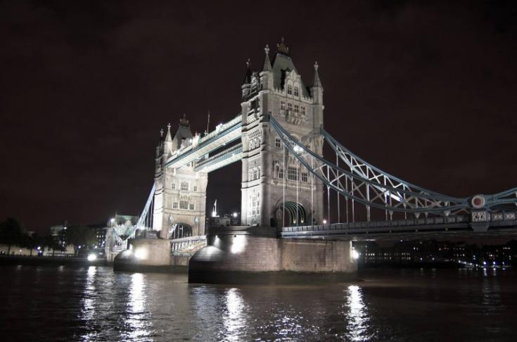 Le London Bridge de nuit