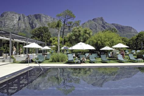 Vineyard Hotel