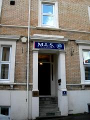 Entrée de l'école d'anglais MLS