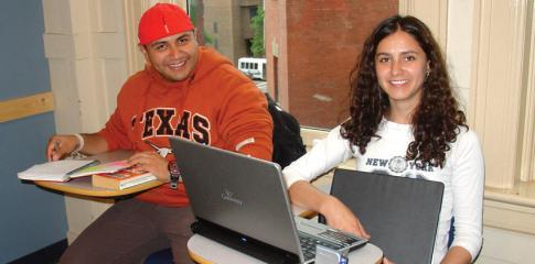 Etudiants en train d'apprendre l'anglais
