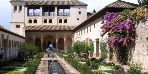 Les magnifiques jardins de l'Alhambra, Grenade