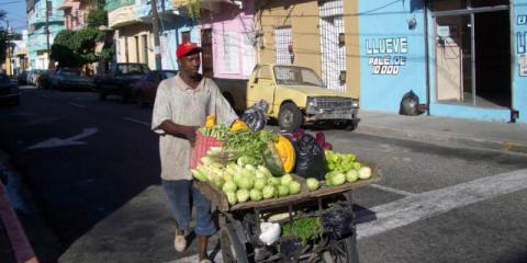 Vendeur de légumes à Saint Domingue