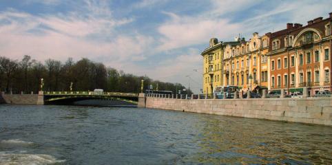La rivière Volga à Saint Petersbourg