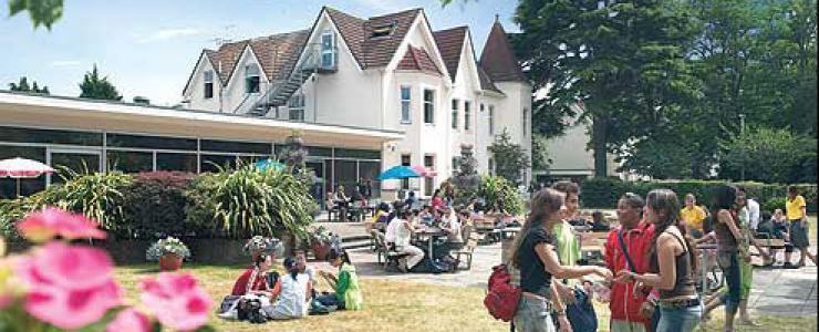 Anglo Continental
- Séjours linguistiques avec AILS - Séjour linguistique - Anglo Continental Juniors - Bournemouth - Angleterre