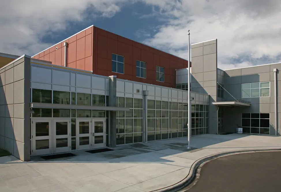Entrée d'un lycée public américain