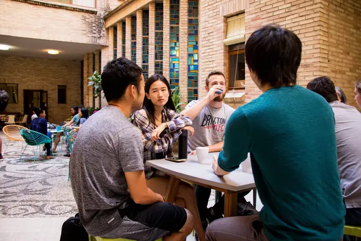 Étudiants enforex