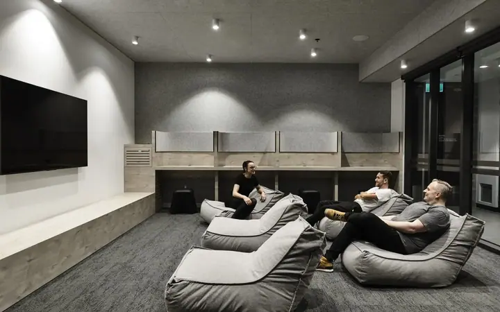Salon — Yugo Berkeley Street Apartment, Browns à Melbourne
