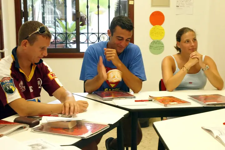 Étudiants en classe	