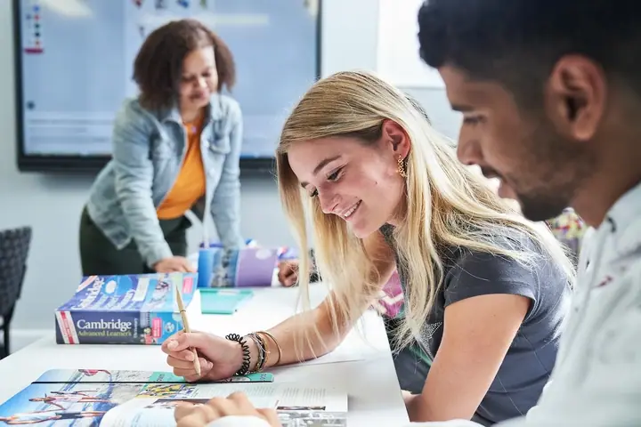 Étudiants en classe