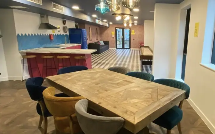 Salle à manger — Student House, BEET à Bournemouth