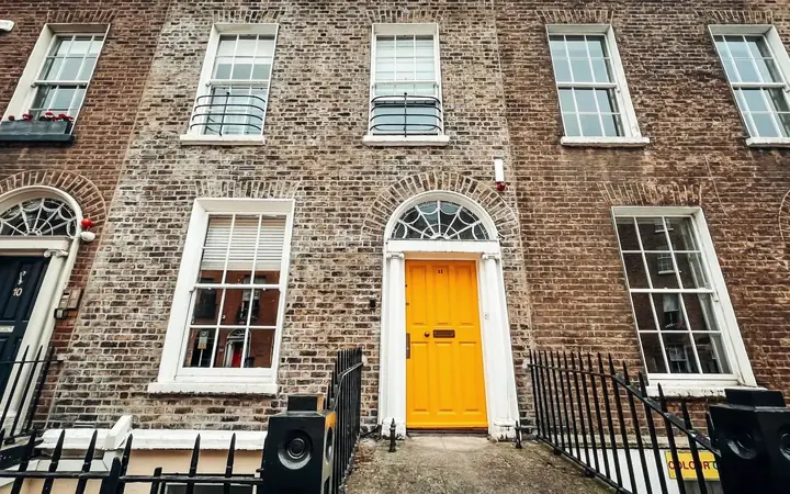 Façade — Viva Residence, The Linguaviva Centre à Dublin