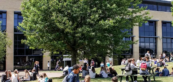 Campus de Lewes et environnement verdoyant