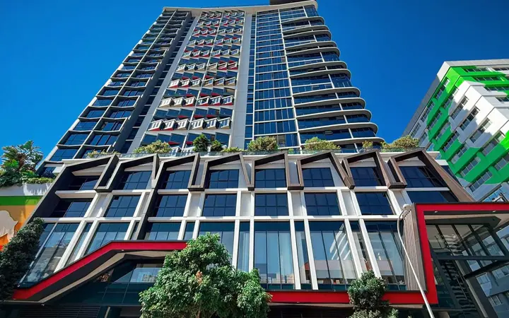 Façade — Student Apartment - Utopia Master Suite, Browns à Brisbane
